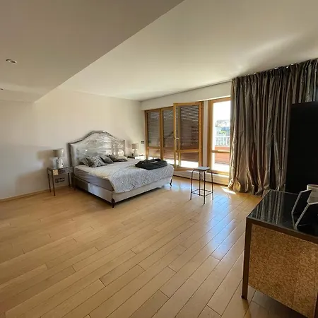 Apartment Avenue Foch Penthouse